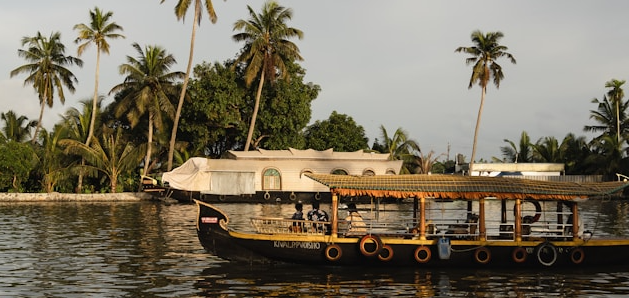 houseboat 11